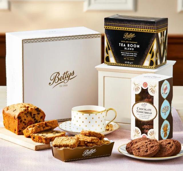 Teatime Favourites Gift Box