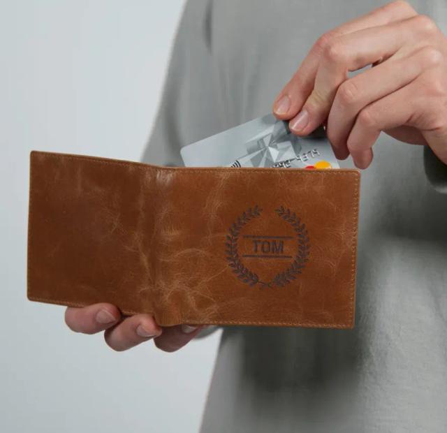 Personalised wallet - Leather - Engraved