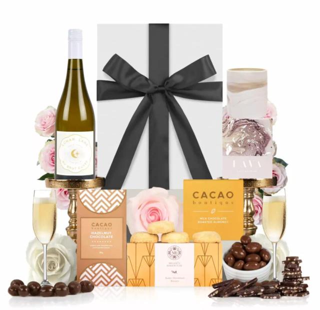Sparkling Wine Celebration Hamper