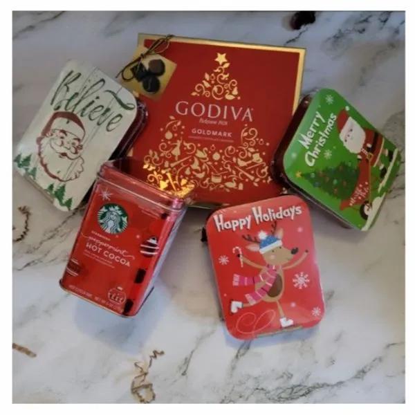 Happy Holidays Delight Hamper