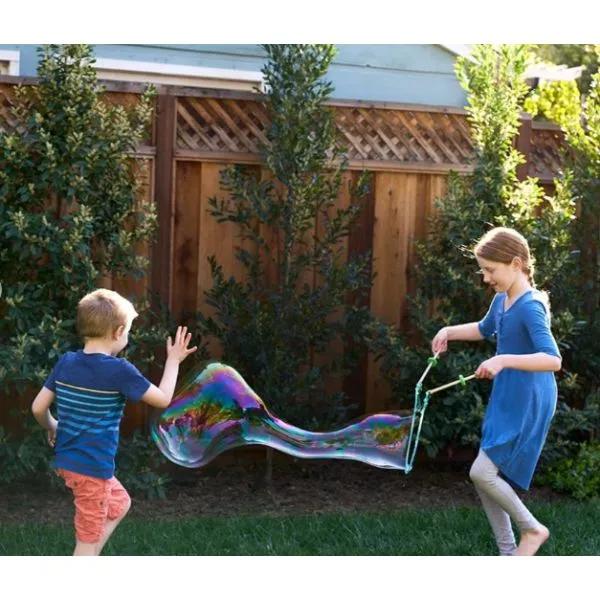 Giant Bubbles