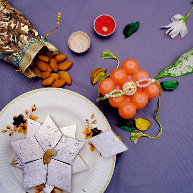 Exquisite Rakhi Delight with Kaju Katli & Almonds Combo