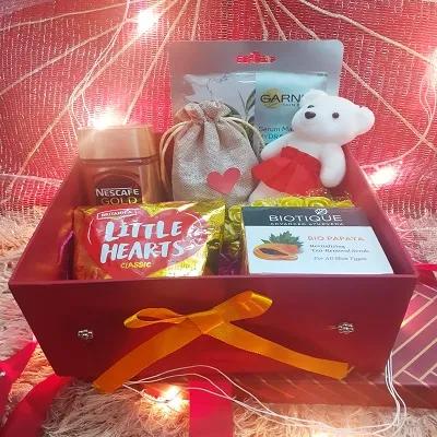 Golden hearts box
